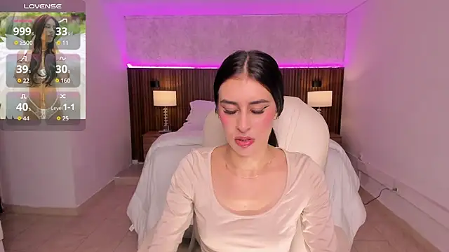 karlaa james online show from May 2026 11:05:01 AM