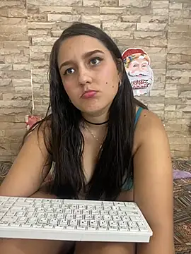 Snapshot of saray_gomez22 chatting on December 2024 05:15:01 AM saray gomez22 online show from December 2024 05:15:01 AM