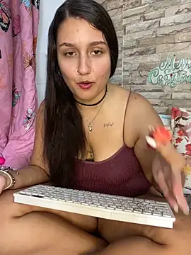 Snapshot of saray_gomez22 chatting on December 2024 01:15:02 AM saray gomez22 online show from December 2024 01:15:02 AM