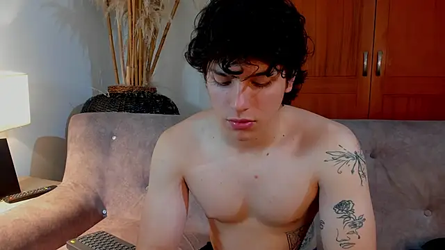 Snapshot of bravoboreal chatting on October 2025 07:47:02 PM bravoboreal online show from October 2025 07:47:02 PM