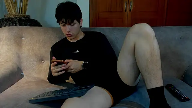 Snapshot of bravoboreal chatting on November 2025 07:35:01 PM bravoboreal online show from November 2025 07:35:01 PM