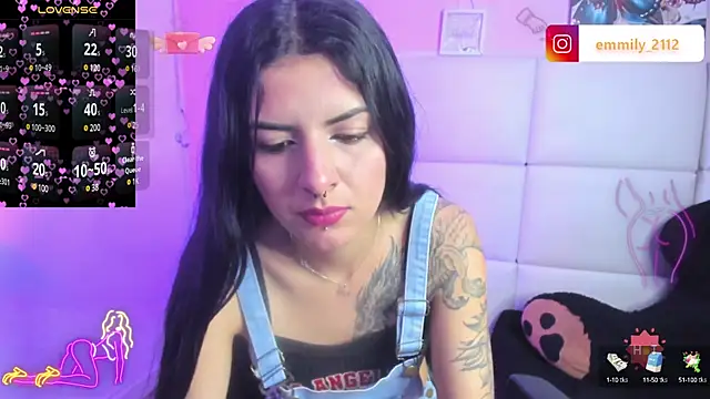 Snapshot of _Emily1 chatting on March 2025 01:57:02 PM Emily1 online show from March 2025 01:57:02 PM