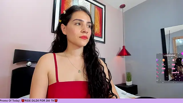 Snapshot of Miranda_doll_ chatting on January 2025 06:20:02 PM Miranda doll online show from January 2025 06:20:02 PM