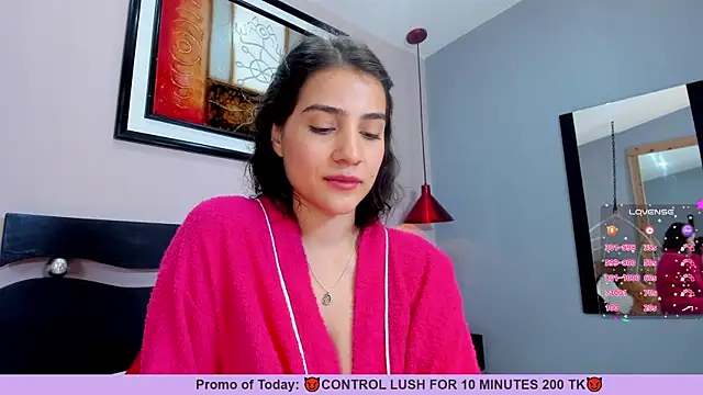 Snapshot of Miranda_doll_ chatting on February 2025 03:19:01 PM Miranda doll online show from February 2025 03:19:01 PM