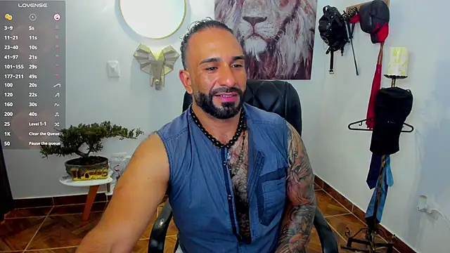 Snapshot of mr_maik chatting on January 2025 01:41:02 PM mr maik online show from January 2025 01:41:02 PM