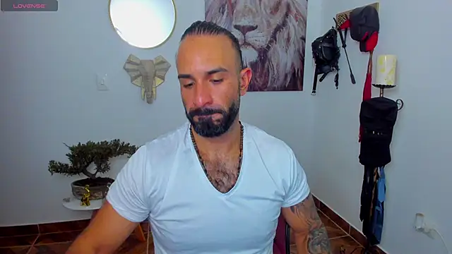 Snapshot of mr_maik chatting on January 2025 04:26:01 PM mr maik online show from January 2025 04:26:01 PM