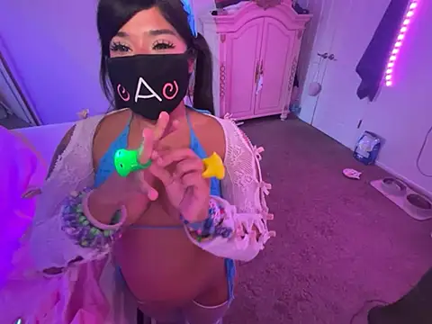 Snapshot of Onlypawzz chatting on March 2026 02:01:02 AM Onlypawzz online show from March 2026 02:01:02 AM