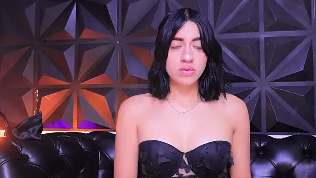 KasiaNoir  online show from February 2025 12:17:02 PM