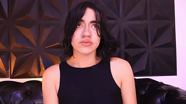 KasiaNoir  online show from March 2026 12:33:01 PM