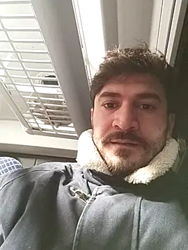 Snapshot of Analcholic chatting on December 2024 05:07:01 AM Analcholic online show from December 2024 05:07:01 AM