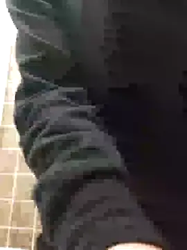 Snapshot of Analcholic chatting on December 2024 08:09:01 AM Analcholic online show from December 2024 08:09:01 AM