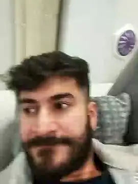 Snapshot of Analcholic chatting on December 2024 11:35:01 PM Analcholic online show from December 2024 11:35:01 PM