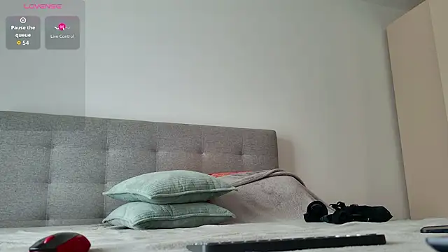 Snapshot of Hotmompeach chatting on February 2026 01:31:02 PM Hotmompeach online show from February 2026 01:31:02 PM