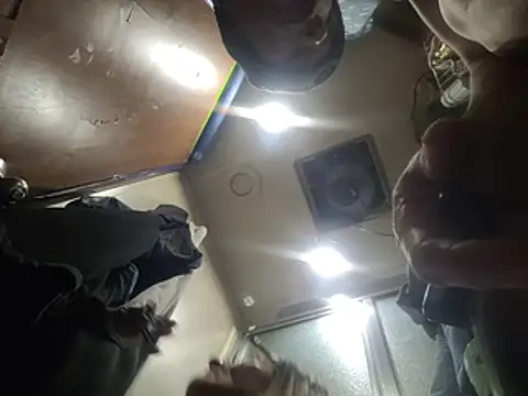 ILUV2TUCHMYKITTY online show from November 2025 12:38:02 PM