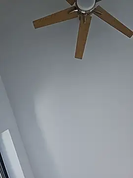 Hornyblond Bella online show from November 2025 08:59:01 AM