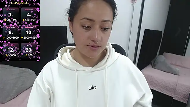 Snapshot of jjulietha95 chatting on October 2025 02:00:01 AM jjulietha95 online show from October 2025 02:00:01 AM