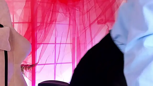 April o Nill online show from November 2025 05:23:02 PM