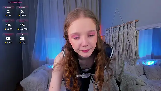 Snapshot of _Rose_Charming_ chatting on December 2024 09:39:01 PM Rose Charming online show from December 2024 09:39:01 PM