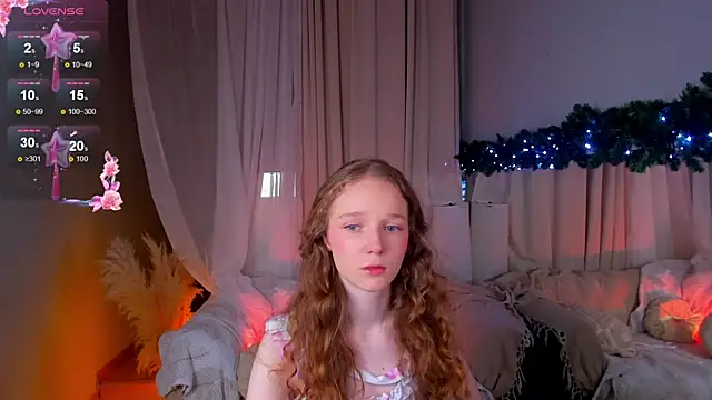 Snapshot of _Rose_Charming_ chatting on December 2024 10:05:01 PM Rose Charming online show from December 2024 10:05:01 PM