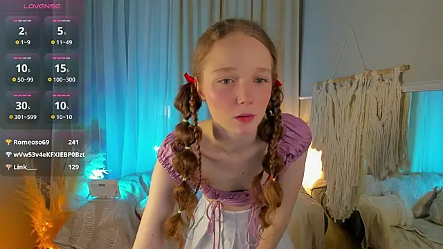 Snapshot of _Rose_Charming_ chatting on March 2025 12:59:01 AM Rose Charming online show from March 2025 12:59:01 AM
