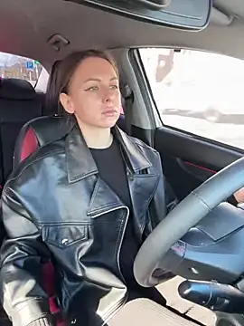 Snapshot of Marii_Ann chatting on November 2025 09:33:02 AM Marii Ann online show from November 2025 09:33:02 AM