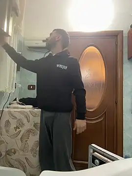 Enzoblood1 online show from January 2026 04:01:01 PM