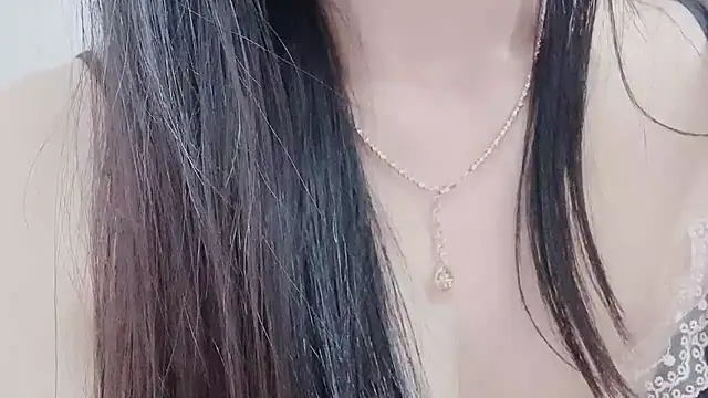 LinhChi 9x online show from February 2026 01:43:02 AM