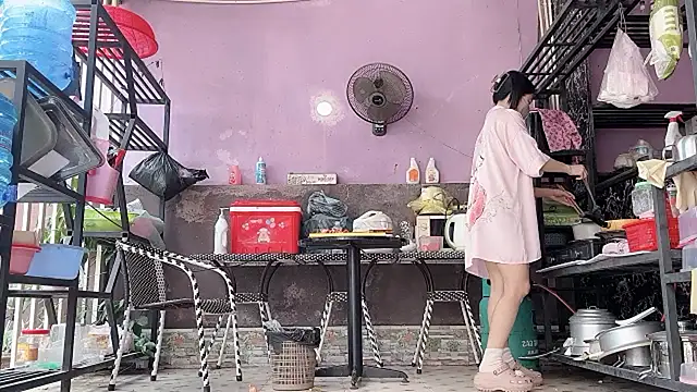 LinhChi 9x online show from June 2026 02:36:02 AM