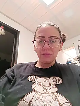 miss hanna07 online show from November 2025 04:06:01 PM