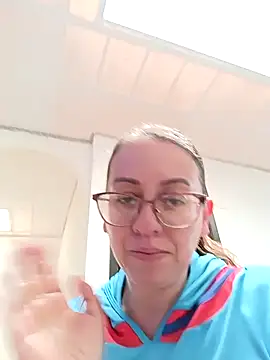 miss hanna07 online show from April 2026 04:09:01 PM
