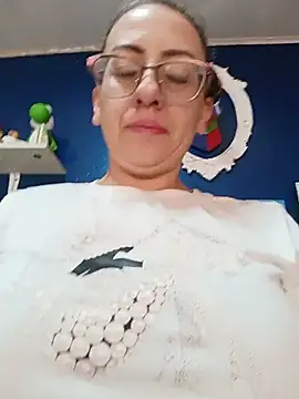 miss hanna07 online show from June 2026 04:52:02 PM