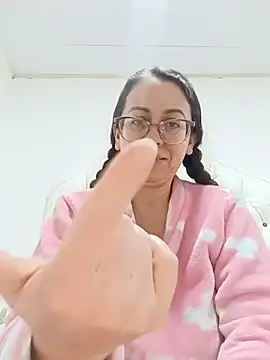 miss hanna07 online show from June 2026 02:53:01 AM