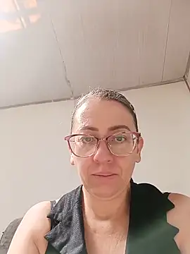 miss hanna07 online show from June 2026 03:10:02 PM
