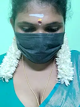 Snapshot of malliga98 chatting on February 2025 05:22:01 PM malliga98 online show from February 2025 05:22:01 PM