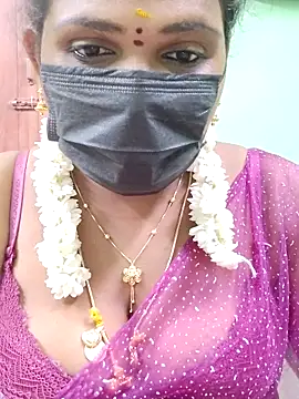 Snapshot of malliga98 chatting on September 2025 06:52:02 PM malliga98 online show from September 2025 06:52:02 PM