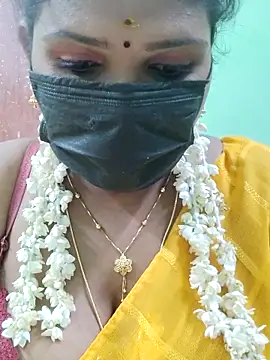 Snapshot of malliga98 chatting on October 2025 05:22:02 PM malliga98 online show from October 2025 05:22:02 PM