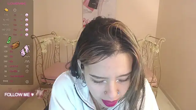 Snapshot of Mia_Lopez_ chatting on January 2025 09:56:01 AM Mia Lopez online show from January 2025 09:56:01 AM