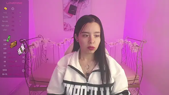 Snapshot of Mia_Lopez_ chatting on February 2025 09:41:01 AM Mia Lopez online show from February 2025 09:41:01 AM