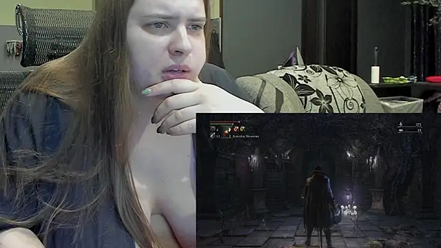 1lindsey1 online show from February 2025 01:22:01 PM