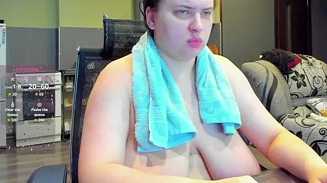 1lindsey1 online show from October 2025 03:29:02 AM