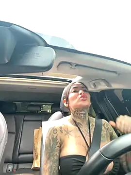 Iam Annii online show from October 2025 09:17:02 PM