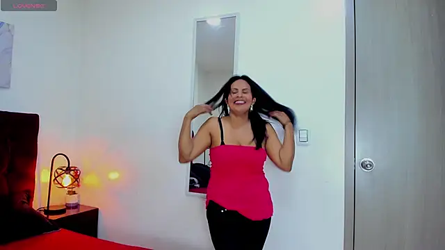 Snapshot of Anthonelaa__ chatting on November 2025 07:58:01 PM Anthonelaa online show from November 2025 07:58:01 PM