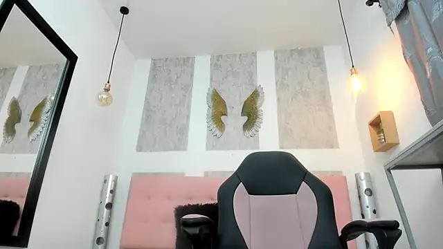 ciara connor online show from March 2026 03:45:02 AM