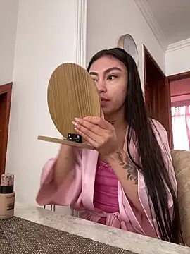 Effy Bonny online show from September 2025 04:23:02 PM