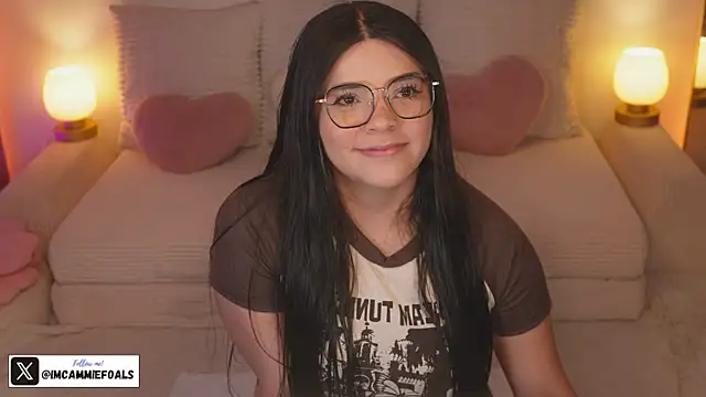 Snapshot of cammiefoalss chatting on February 2026 05:50:02 PM cammiefoalss online show from February 2026 05:50:02 PM