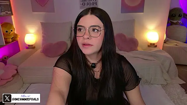 Snapshot of cammiefoalss chatting on March 2026 07:21:02 PM cammiefoalss online show from March 2026 07:21:02 PM