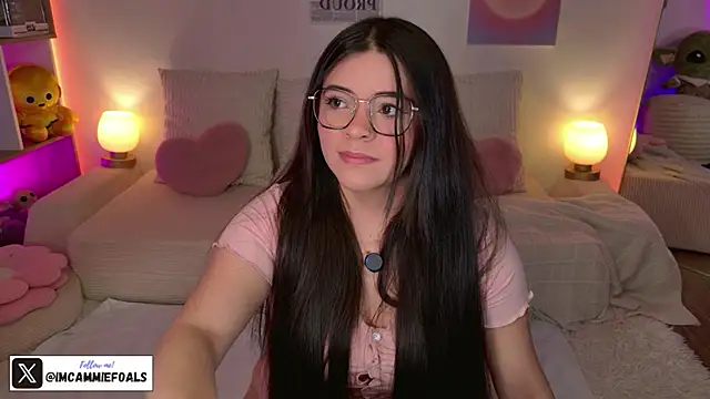 Snapshot of cammiefoalss chatting on March 2026 07:20:02 PM cammiefoalss online show from March 2026 07:20:02 PM