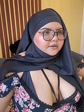 Snapshot of _Shara_Handal_ chatting on November 2025 03:13:02 PM Shara Handal online show from November 2025 03:13:02 PM