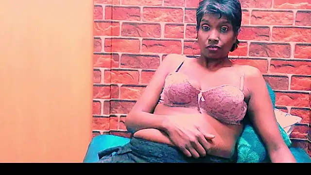 Snapshot of Fuckable_Nasty_MILF chatting on July 2026 03:23:01 AM Fuckable Nasty MILF online show from July 2026 03:23:01 AM