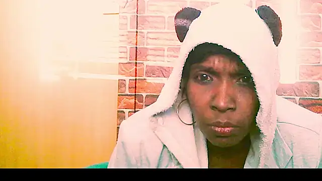 Snapshot of Fuckable_Nasty_MILF chatting on July 2026 05:36:01 AM Fuckable Nasty MILF online show from July 2026 05:36:01 AM
